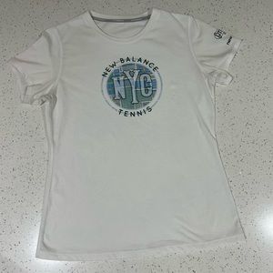 NEW BALANCE x Gitman Bros Vintage tennis court New York City men’s graphic T | S